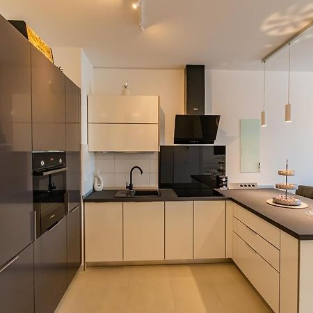 Appartamento Flexible Selfcheckins 25 - Zagreb - Garage - Loggia - New - Luxury Esterno foto
